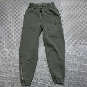WSLY women’s sweatpants